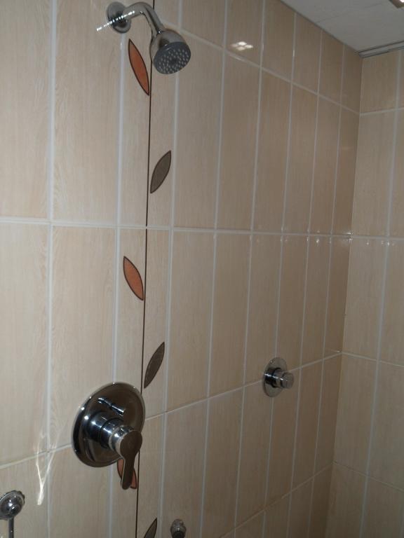 Hotel Silver Plaza Ахмедабад Номер фото